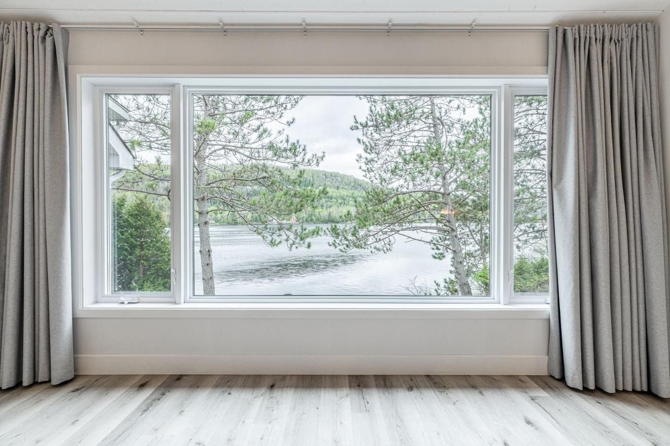 Walk-in closet - 2020 Ch. Du Lac-Ste-Rose N., Mandeville, QC - Indoor