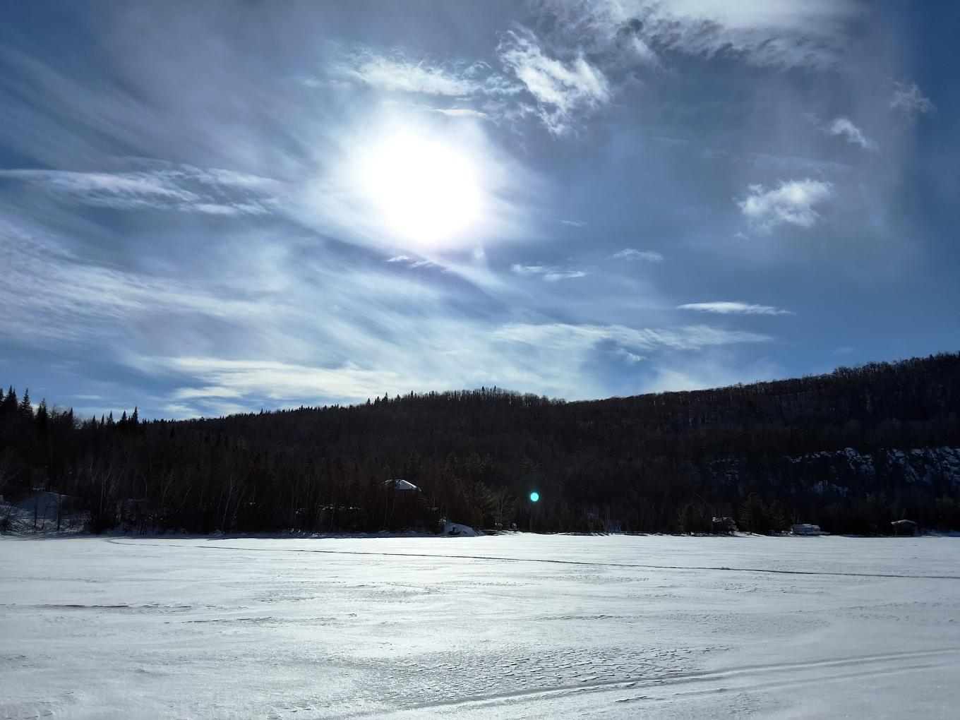 Waterfront - 2020 Ch. Du Lac-Ste-Rose N., Mandeville, QC - Outdoor With Body Of Water