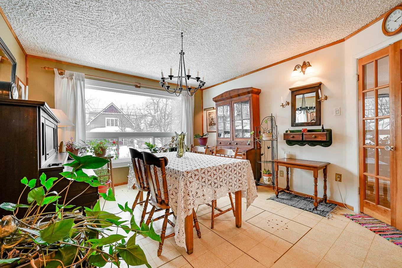 Dining room - 208 Ch. St-Charles, Longueuil (Greenfield Park), QC - Indoor Photo Showing Dining Room