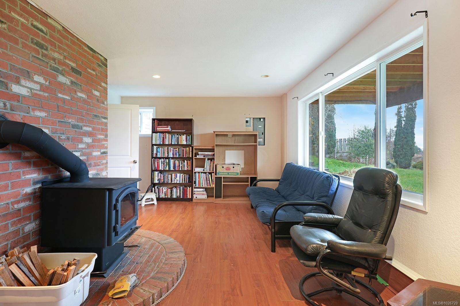 5497 Tappin St, Union Bay, BC