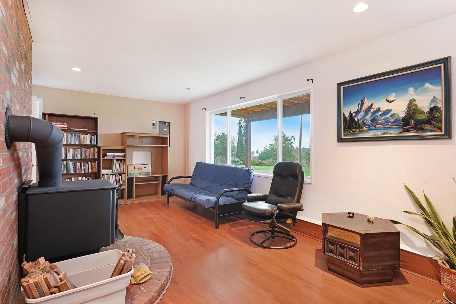 5497 Tappin St, Union Bay, BC