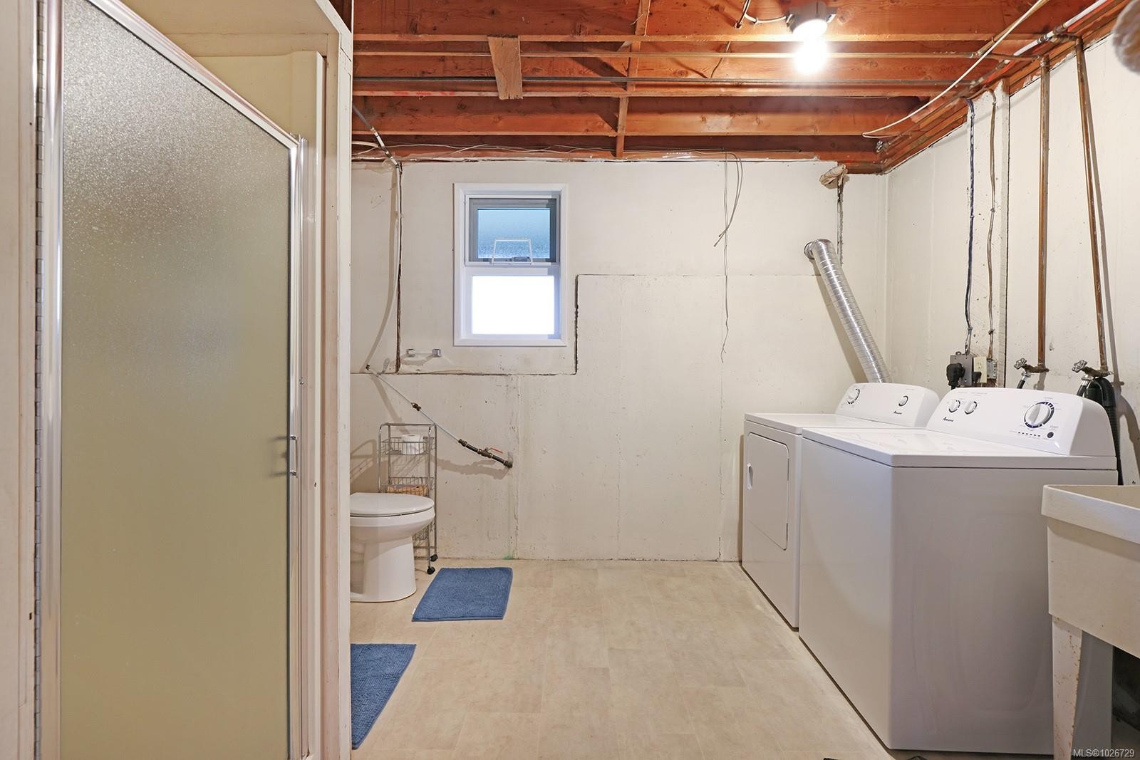 5497 Tappin St, Union Bay, BC