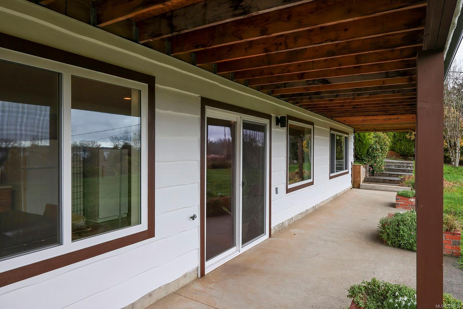 5497 Tappin St, Union Bay, BC