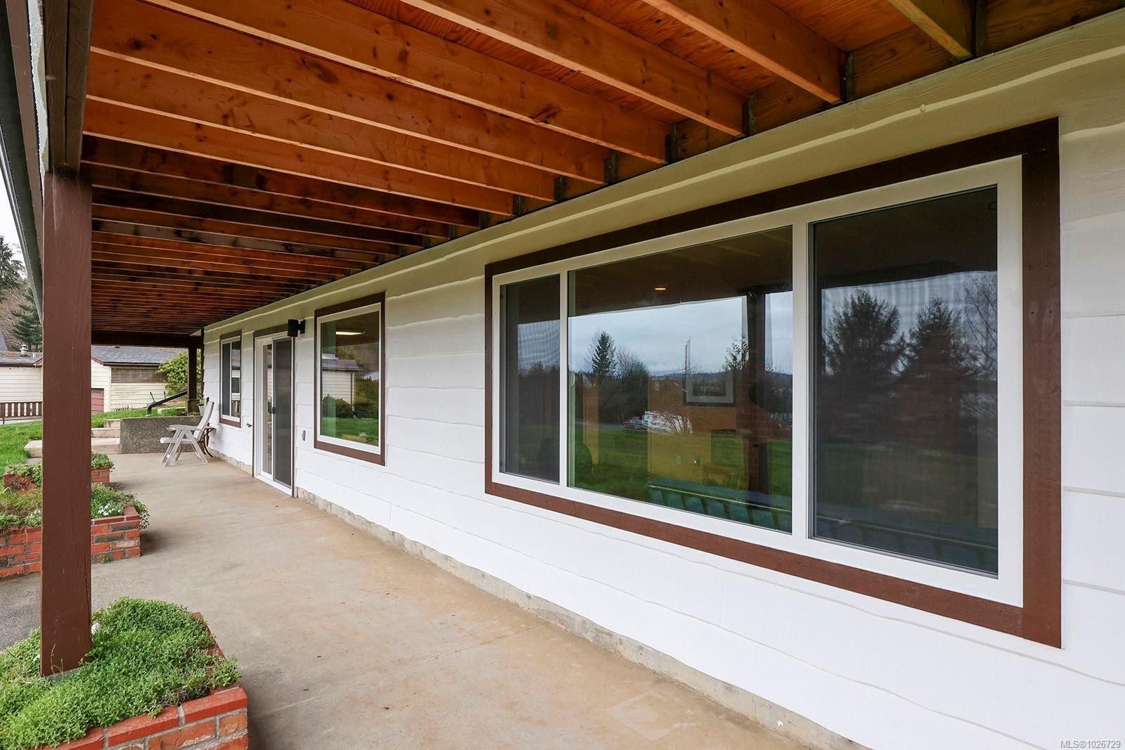 5497 Tappin St, Union Bay, BC