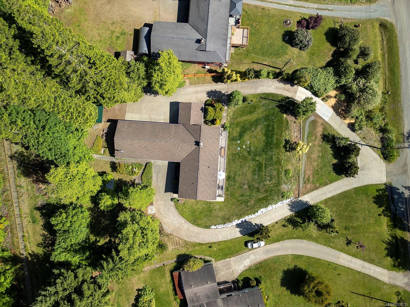 5497 Tappin St, Union Bay, BC