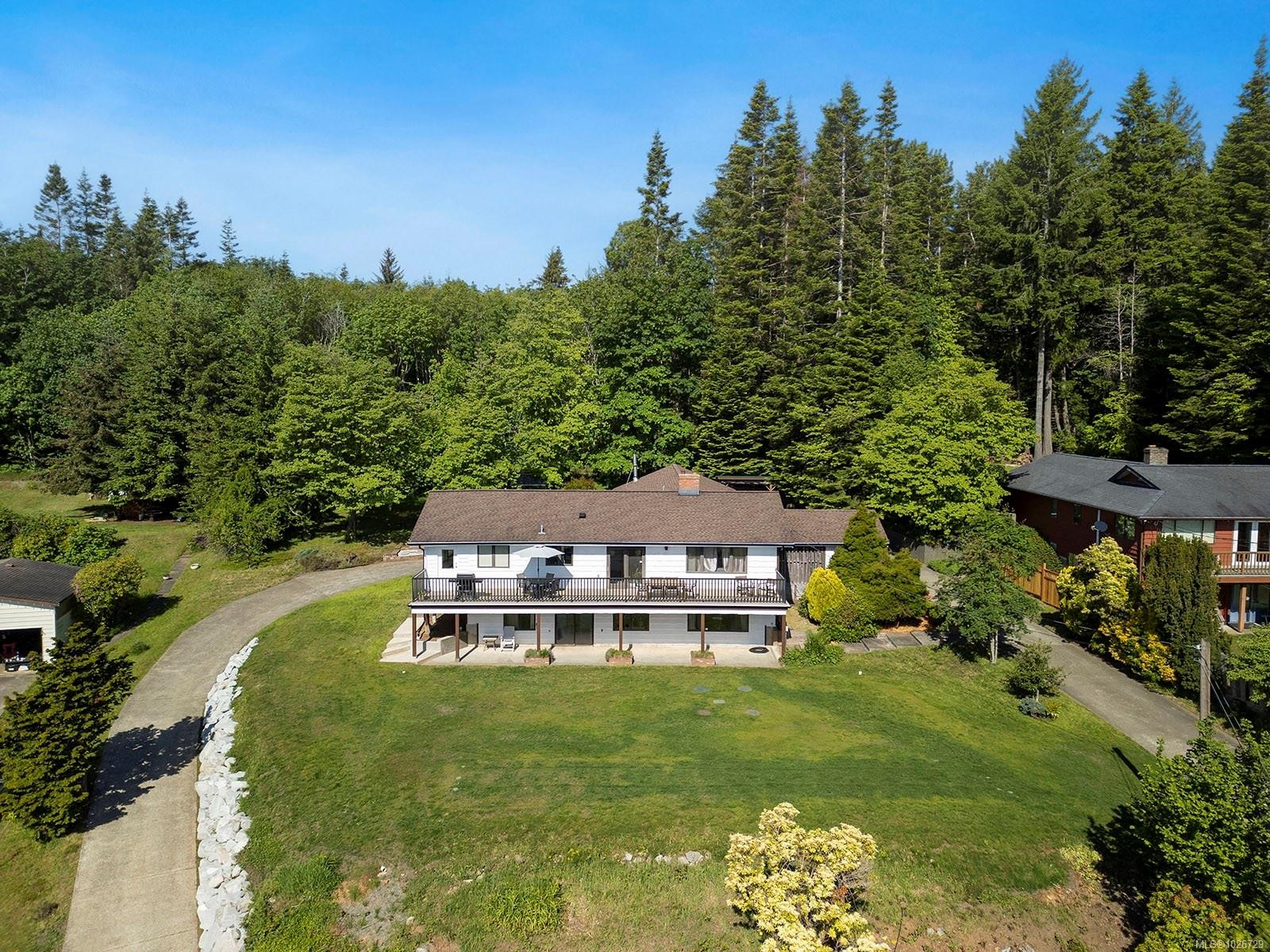 5497 Tappin St, Union Bay, BC