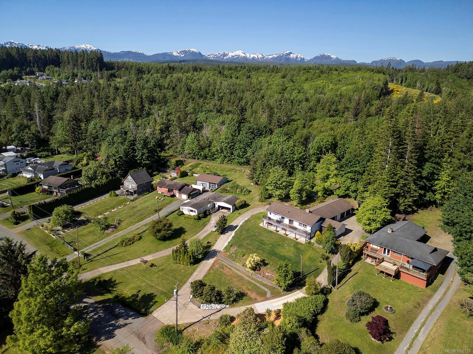 5497 Tappin St, Union Bay, BC