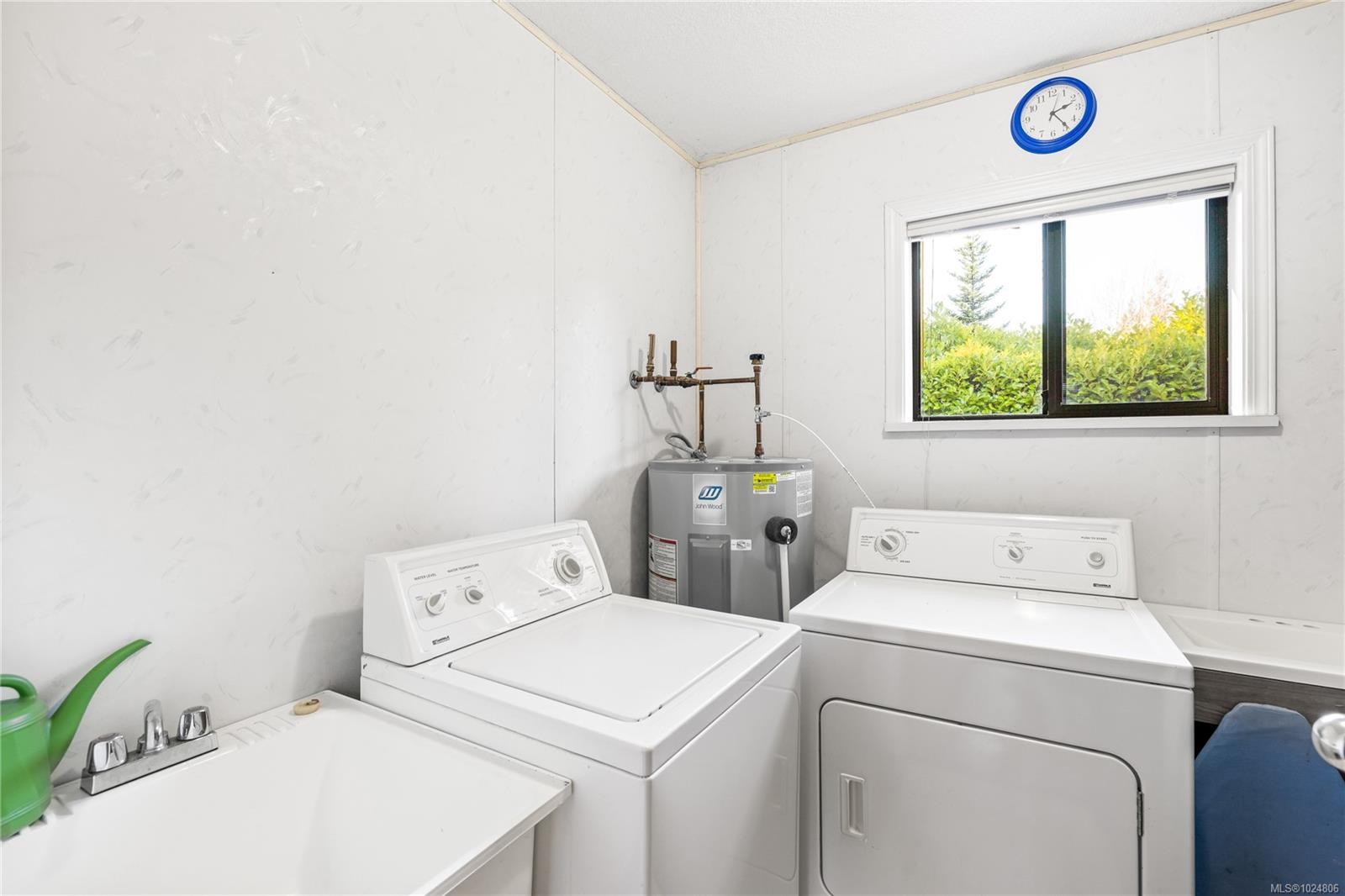 1502 Memory Lane, Qualicum Beach, BC