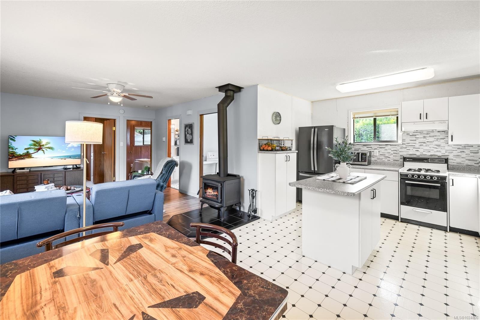 1502 Memory Lane, Qualicum Beach, BC