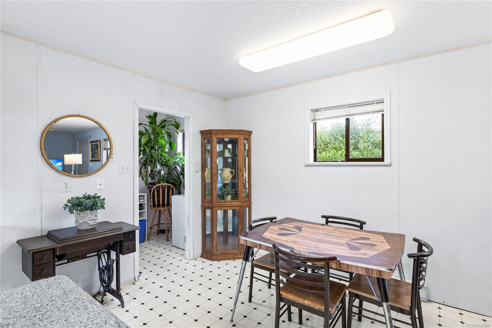 1502 Memory Lane, Qualicum Beach, BC