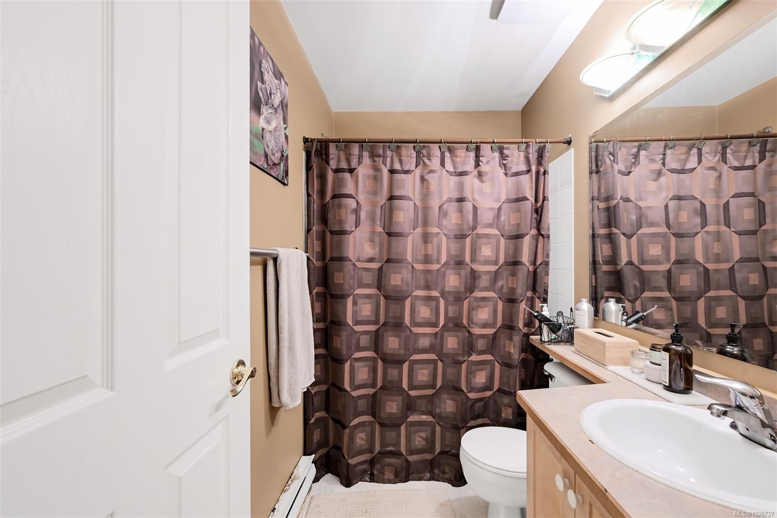 1975 Highland Rd, View Royal, BC