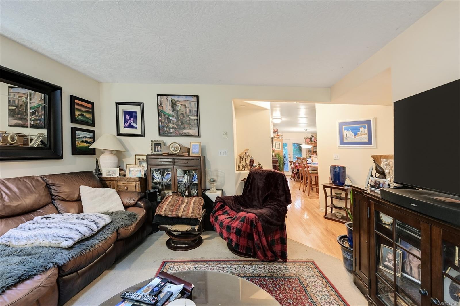 1975 Highland Rd, View Royal, BC