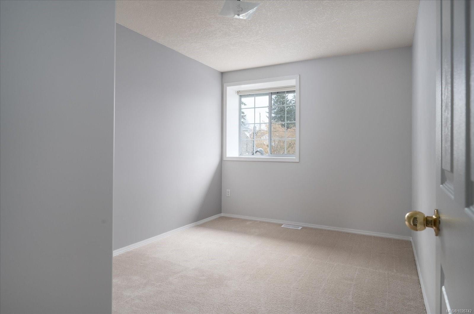 758 De Frane Crt, Ladysmith, BC