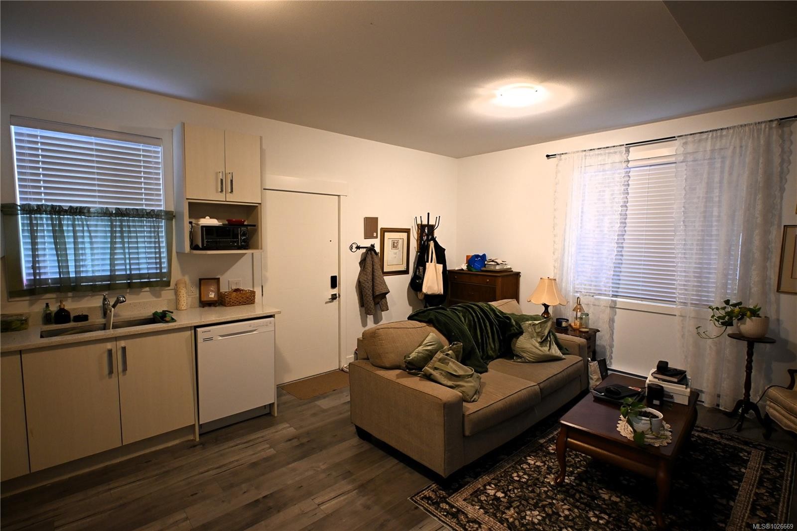 1656 Roberta Rd South, Nanaimo, BC