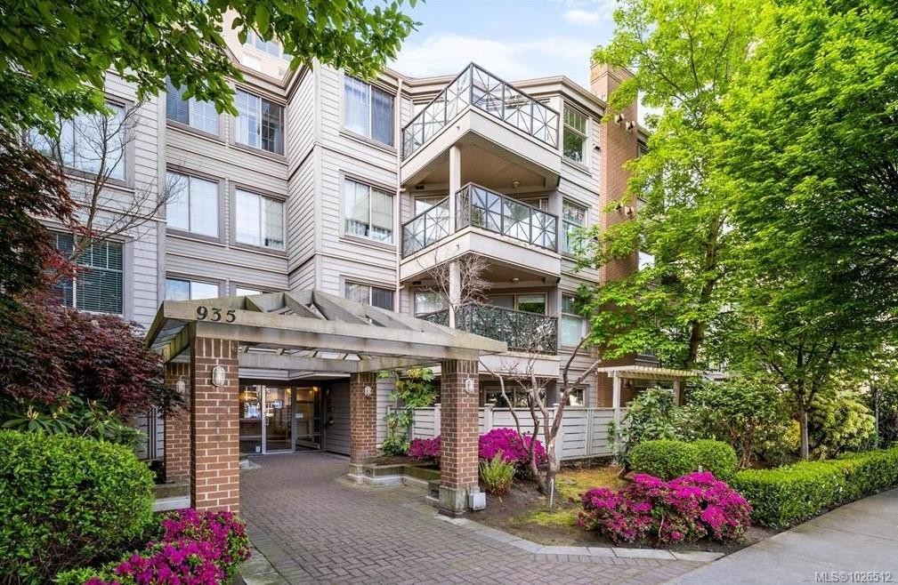 101-935 Johnson St, Victoria, BC - Outdoor