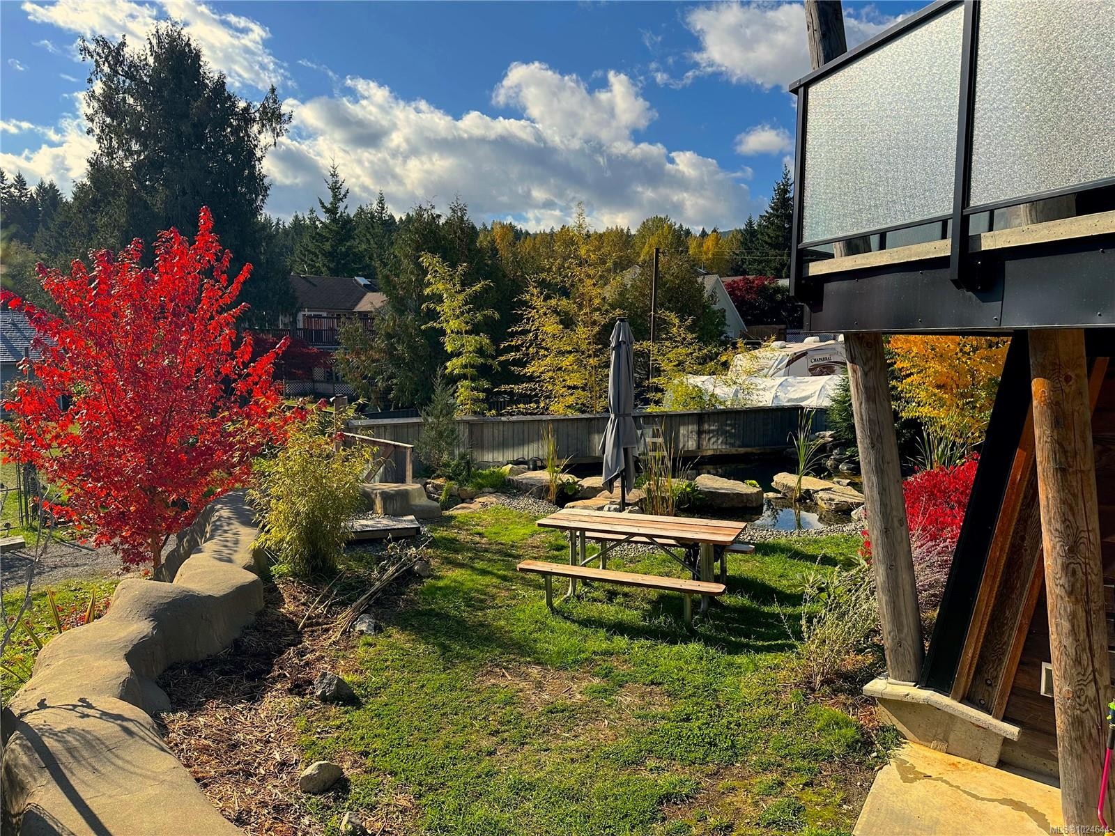 2613 Dunsmuir Ave, Cumberland, BC