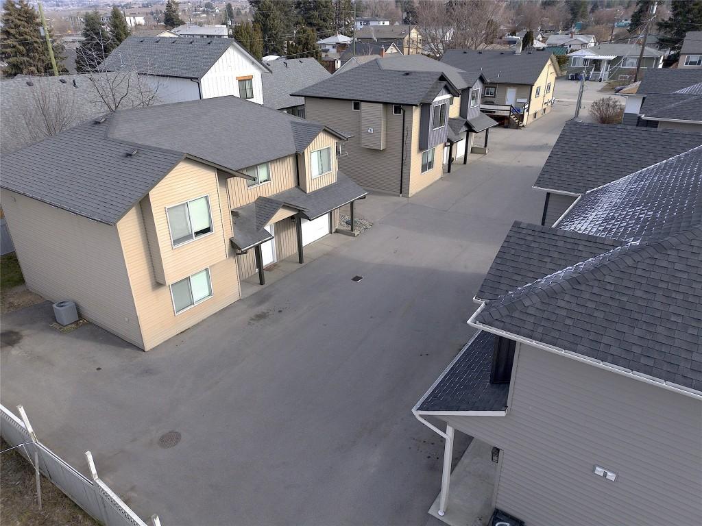 4406A 25 Street, Vernon, BC - Outdoor