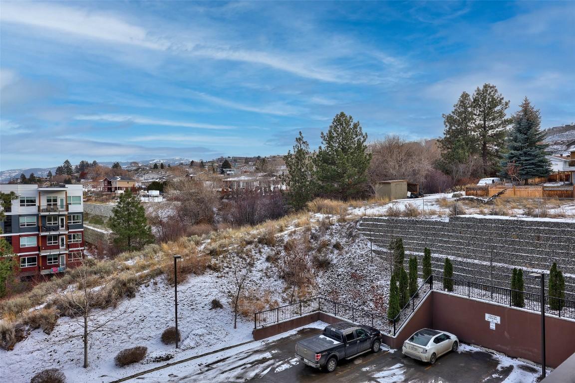 404-975 Victoria Street, Kamloops, BC - Outdoor With View