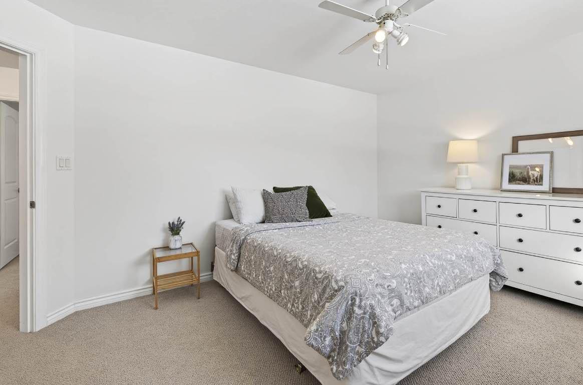 370 Wyndhaven Place, Clearwater, BC - Indoor Photo Showing Bedroom