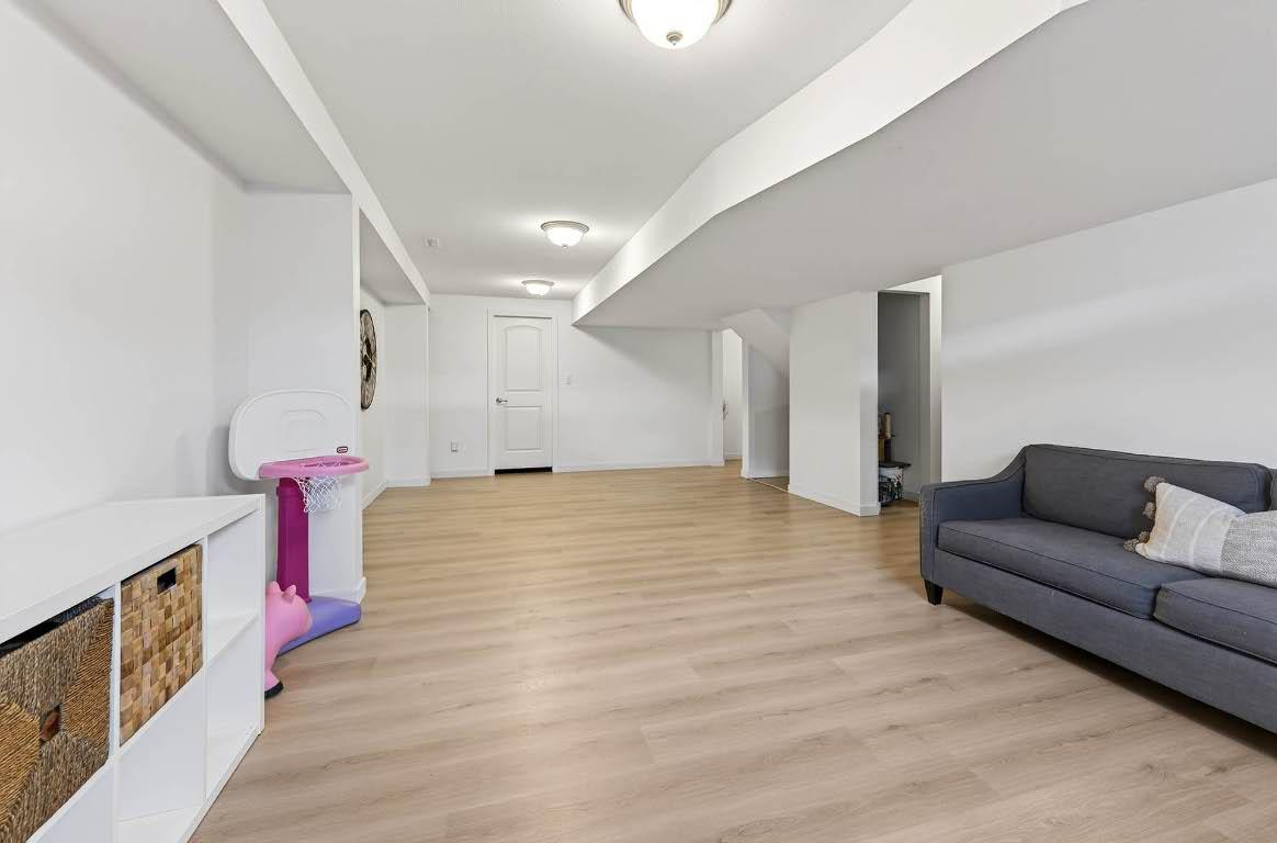 370 Wyndhaven Place, Clearwater, BC - Indoor