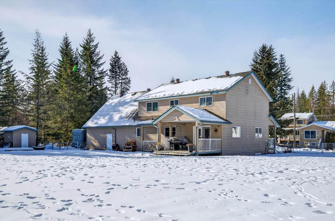 370 Wyndhaven Place, Clearwater, BC - Outdoor With Deck Patio Veranda