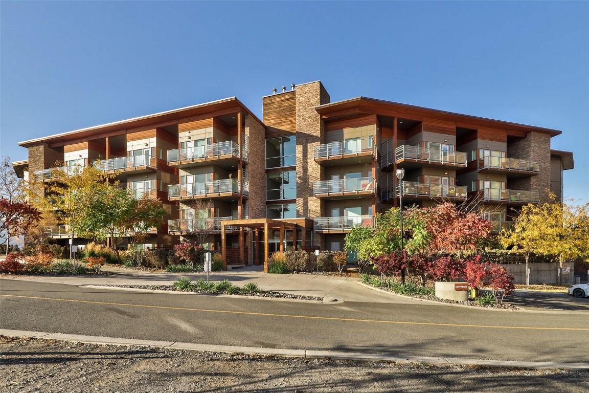 1306-1000 Talasa Way, Kamloops, BC - Outdoor With Balcony With Facade
