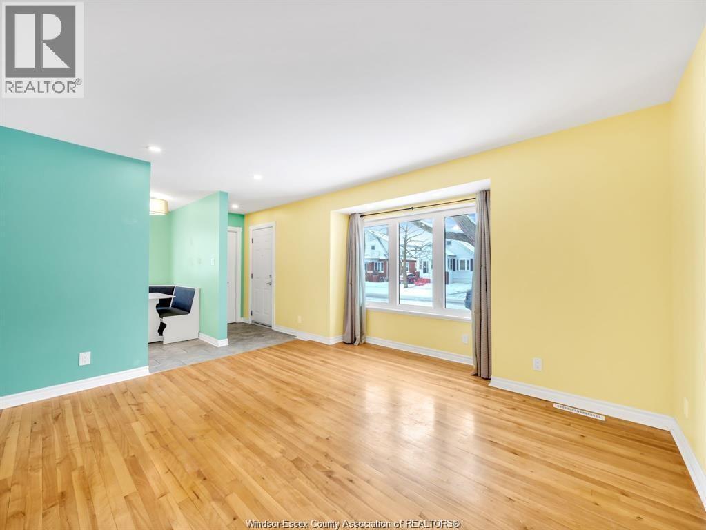 1484 Francois, Windsor, ON - Indoor Photo Showing Other Room
