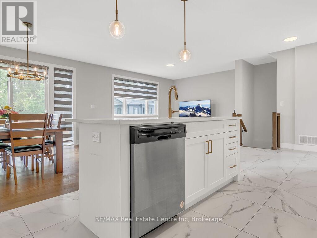 9 - 297 Whiting Street, Ingersoll (Ingersoll - South), ON - Indoor