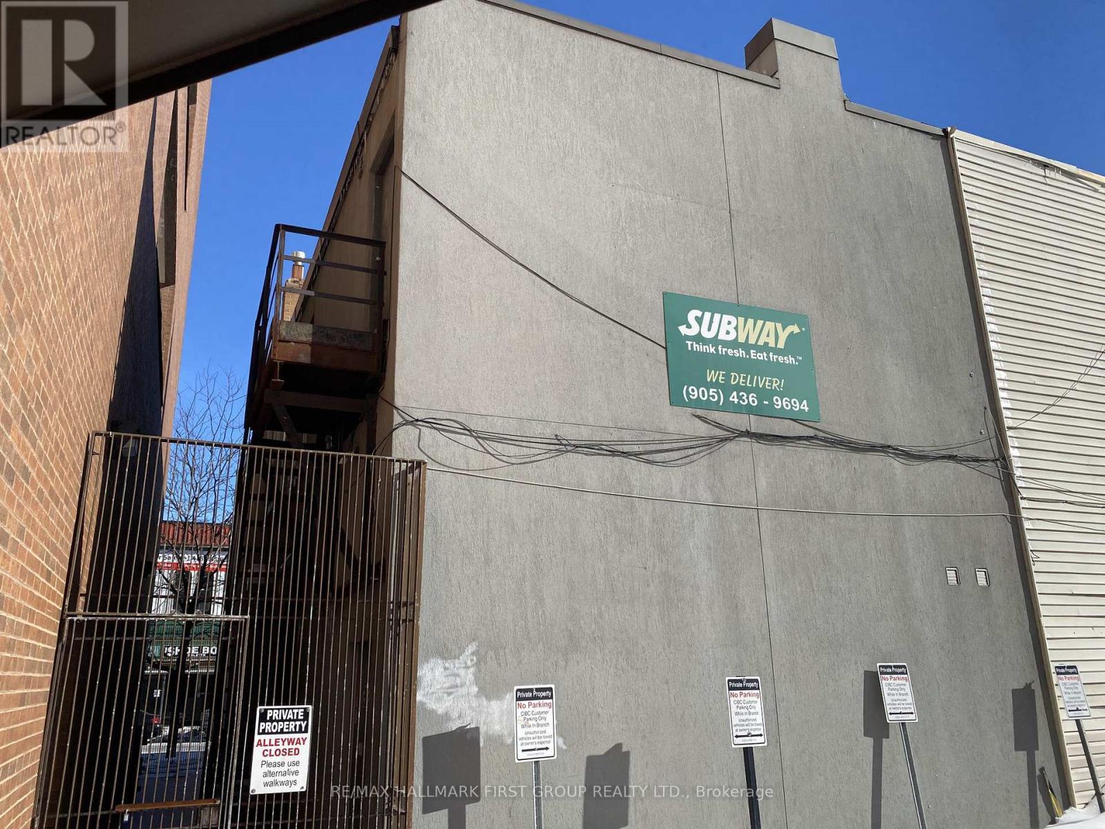 10 Simcoe Street S, Oshawa (Central), ON