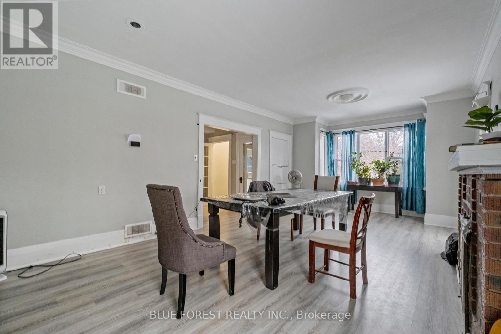 1026 Waterloo Street, London East (East B), ON - Indoor Photo Showing Dining Room