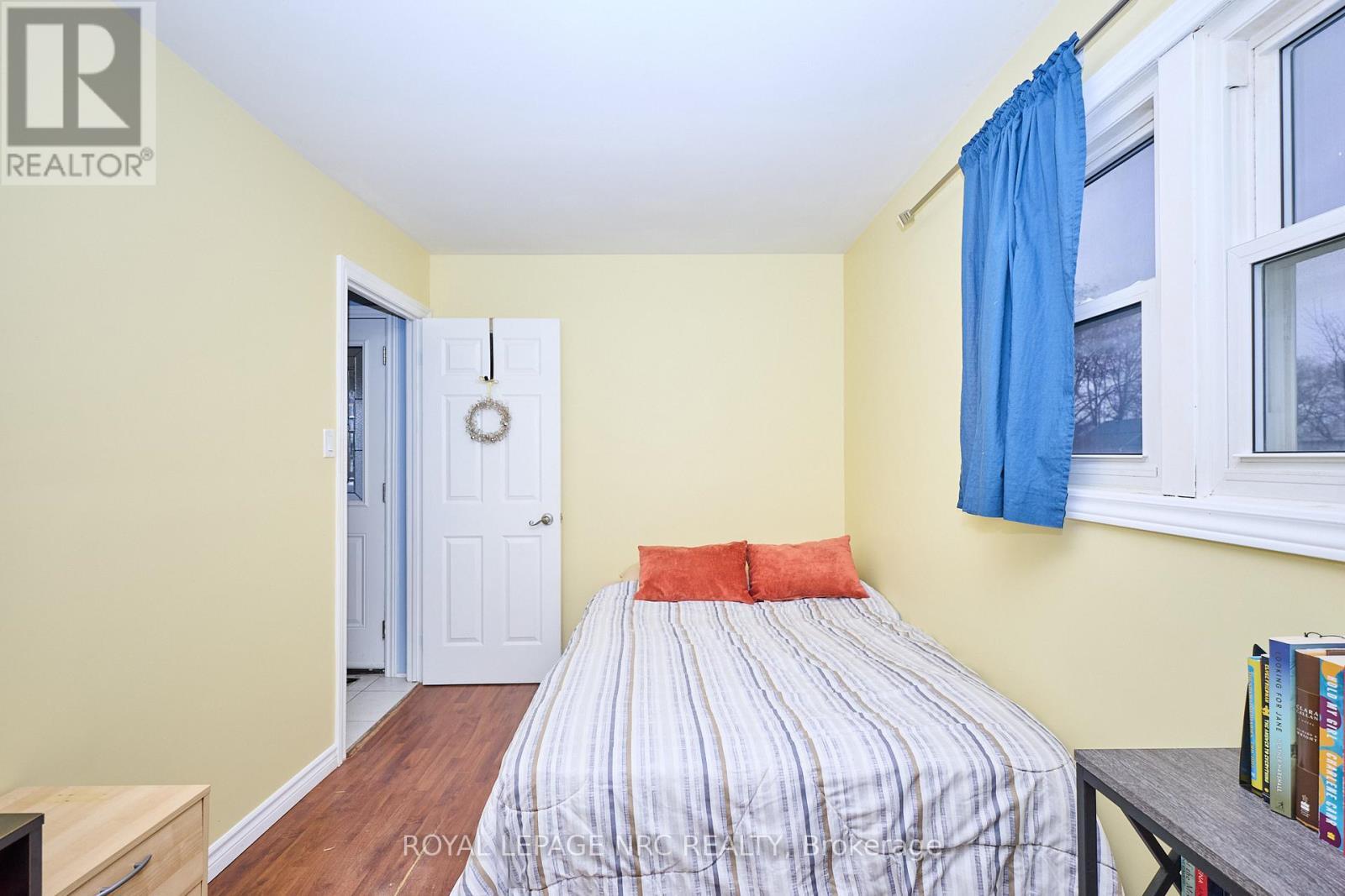 40 Shakespeare Avenue, St. Catharines (Haig), ON - Indoor Photo Showing Bedroom