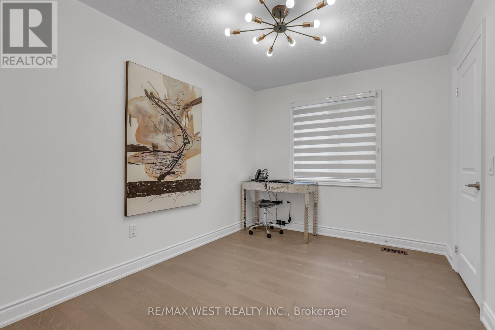 110 Scarlet Way, Bradford West Gwillimbury, ON - Indoor Photo Showing Other Room