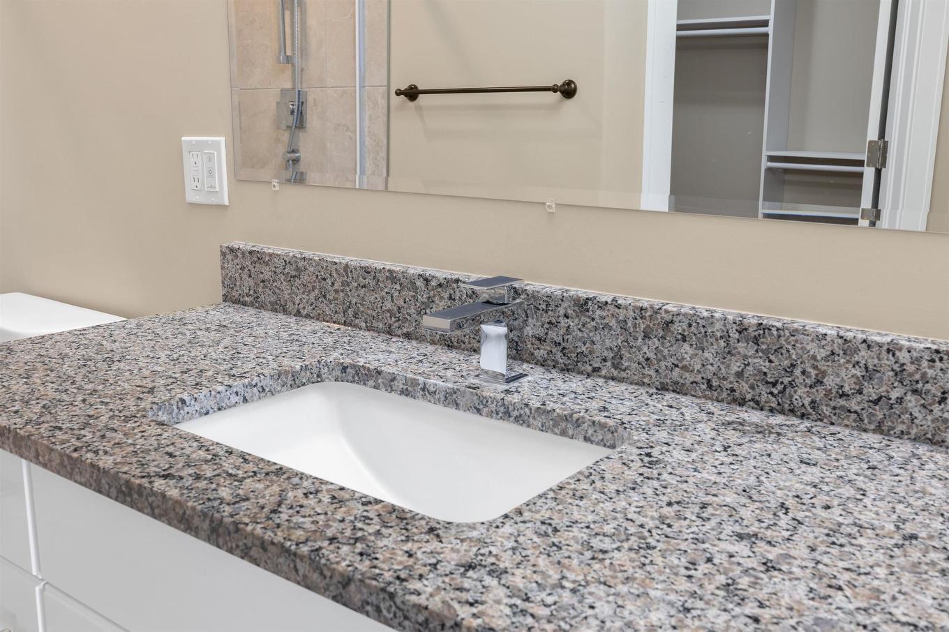 Unit 210 210 Shakespeare Drive, Stratford, PE