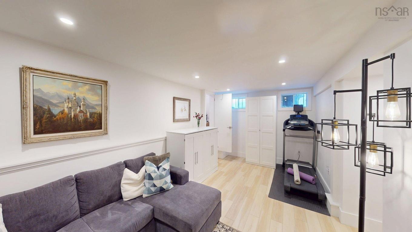 6368 Edinburgh Street, Halifax, NS