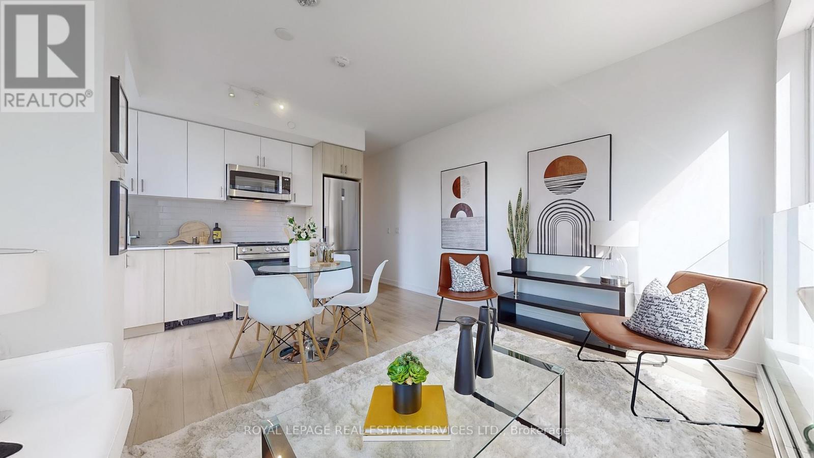 213 - 1195 The Queensway, Toronto, ON - Indoor