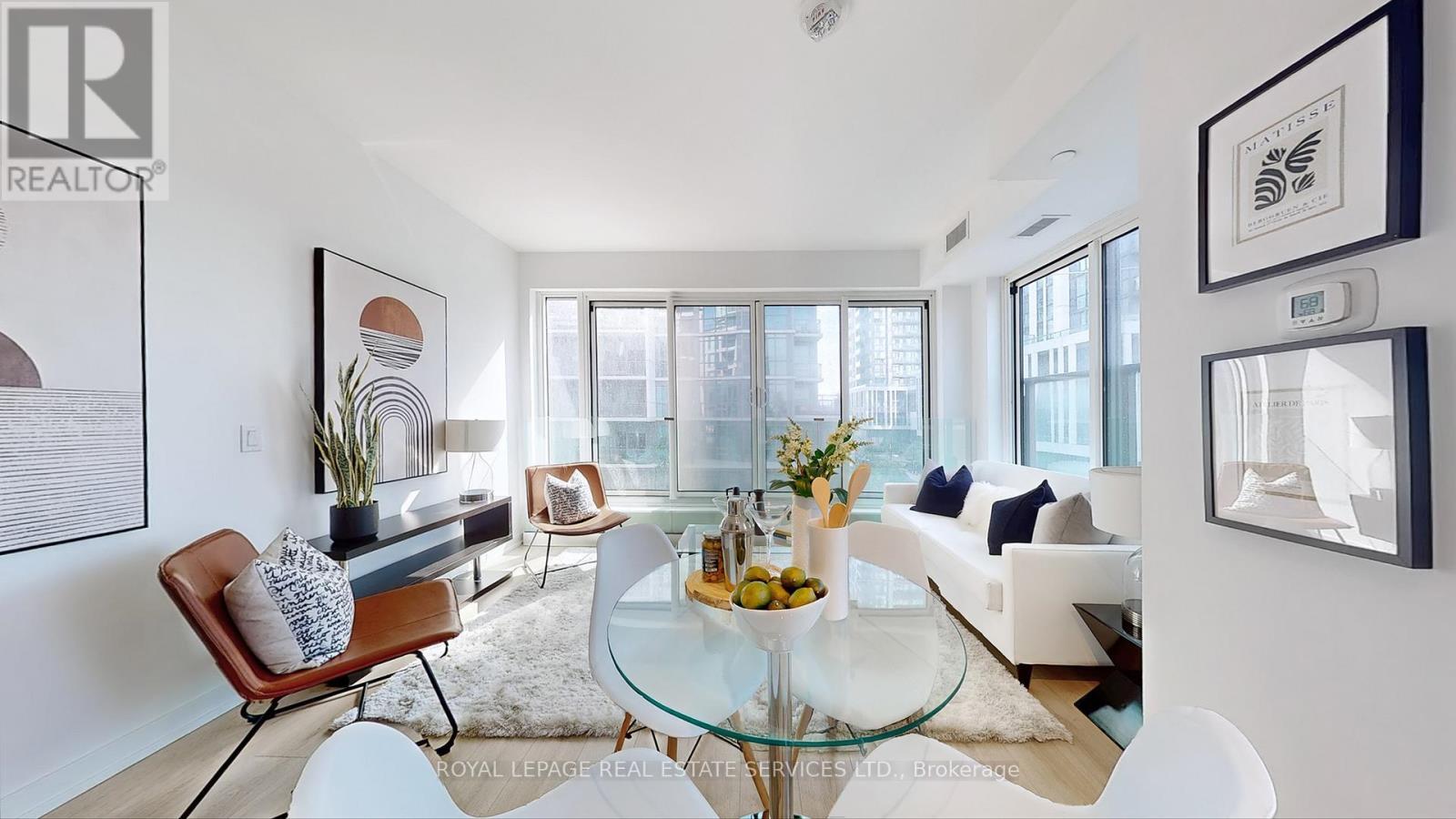 213 - 1195 The Queensway, Toronto, ON - Indoor