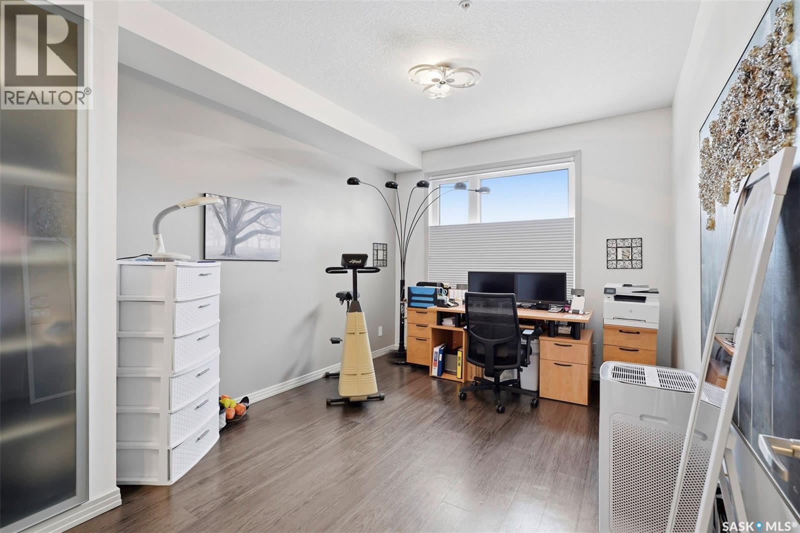 213 223 Evergreen Square, Saskatoon, SK - Indoor Photo Showing Office