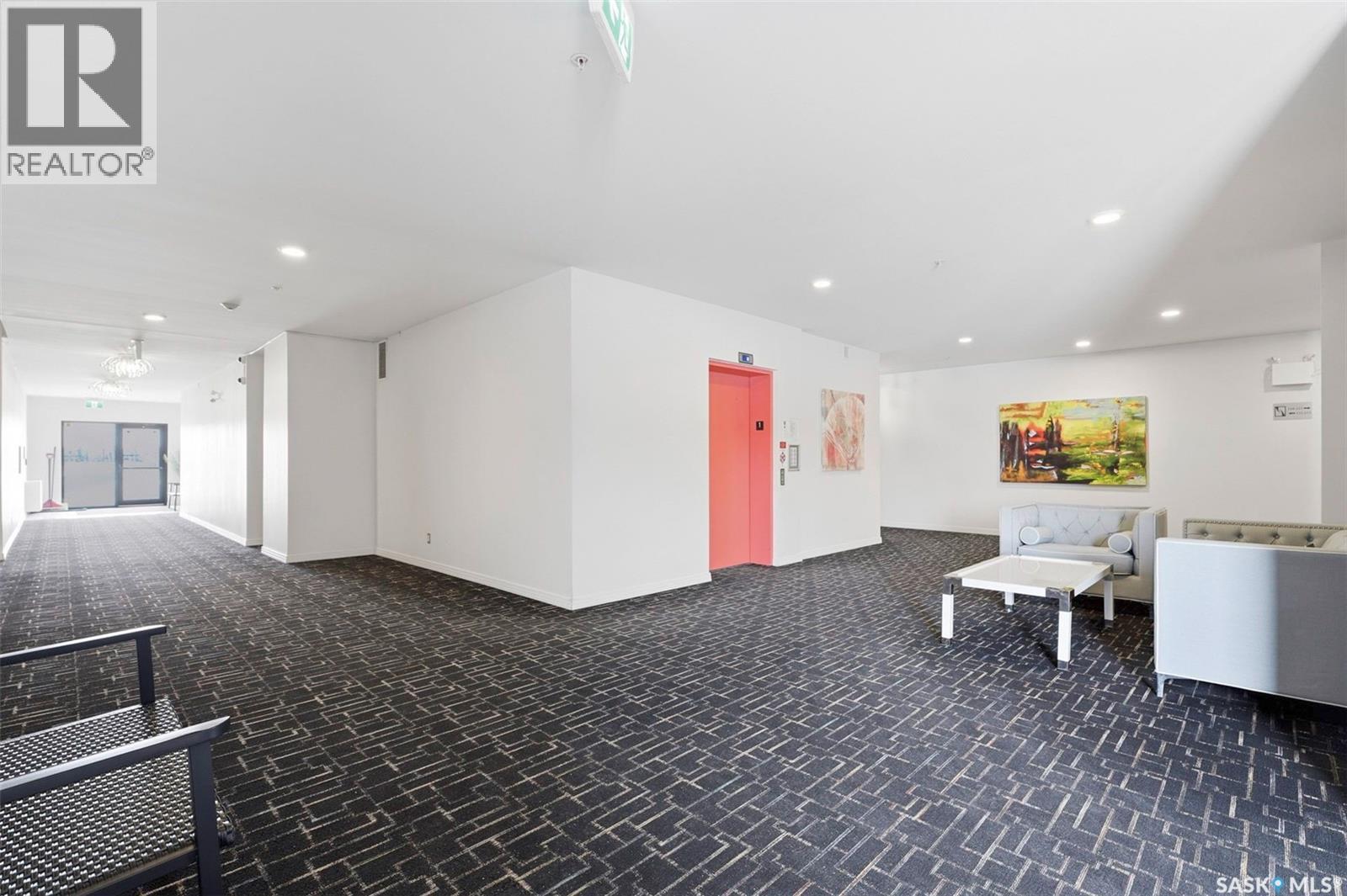 213 223 Evergreen Square, Saskatoon, SK - Indoor Photo Showing Other Room