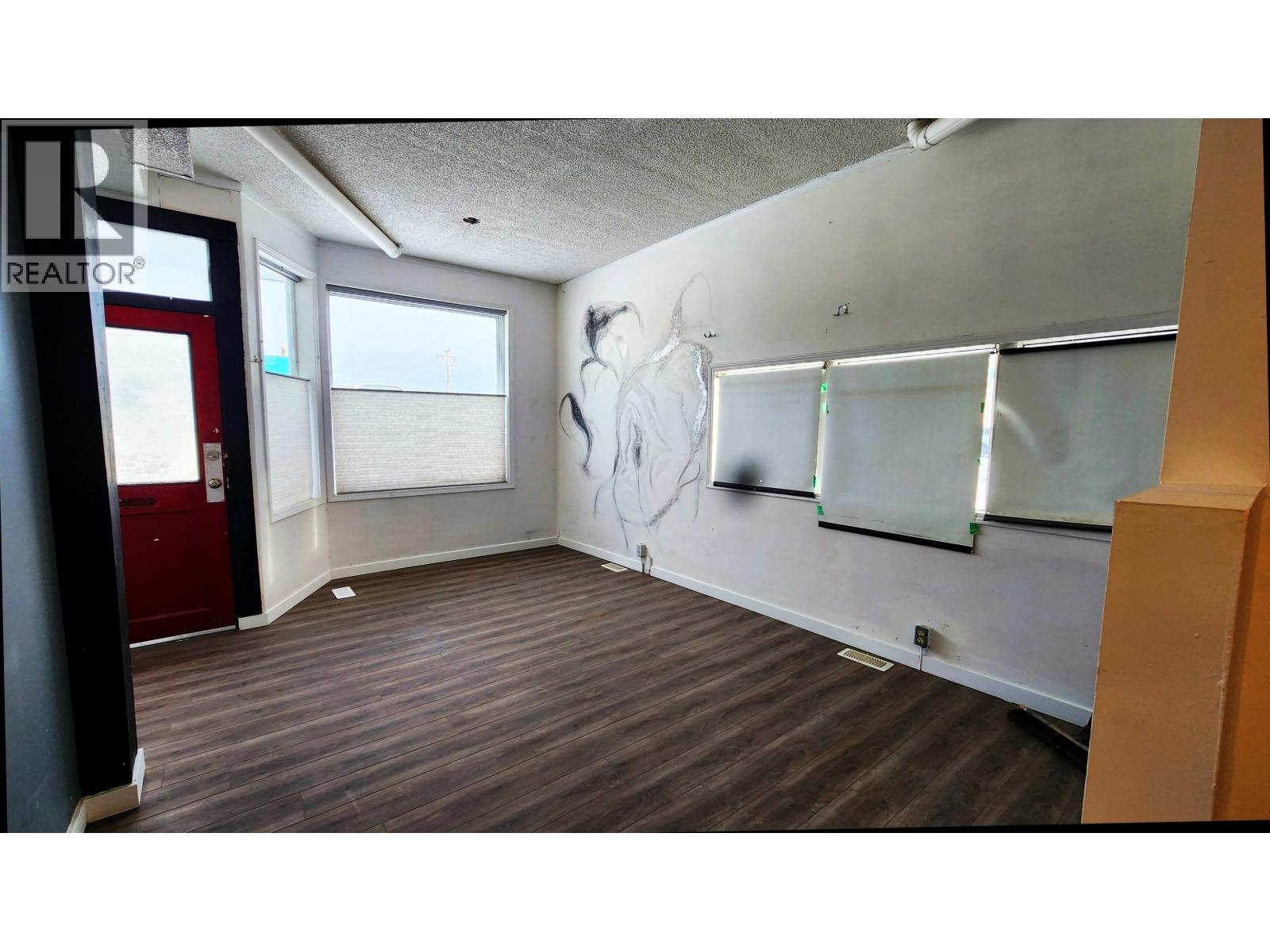 825 2Nd Avenue, Prince George, BC - Indoor Photo Showing Other Room