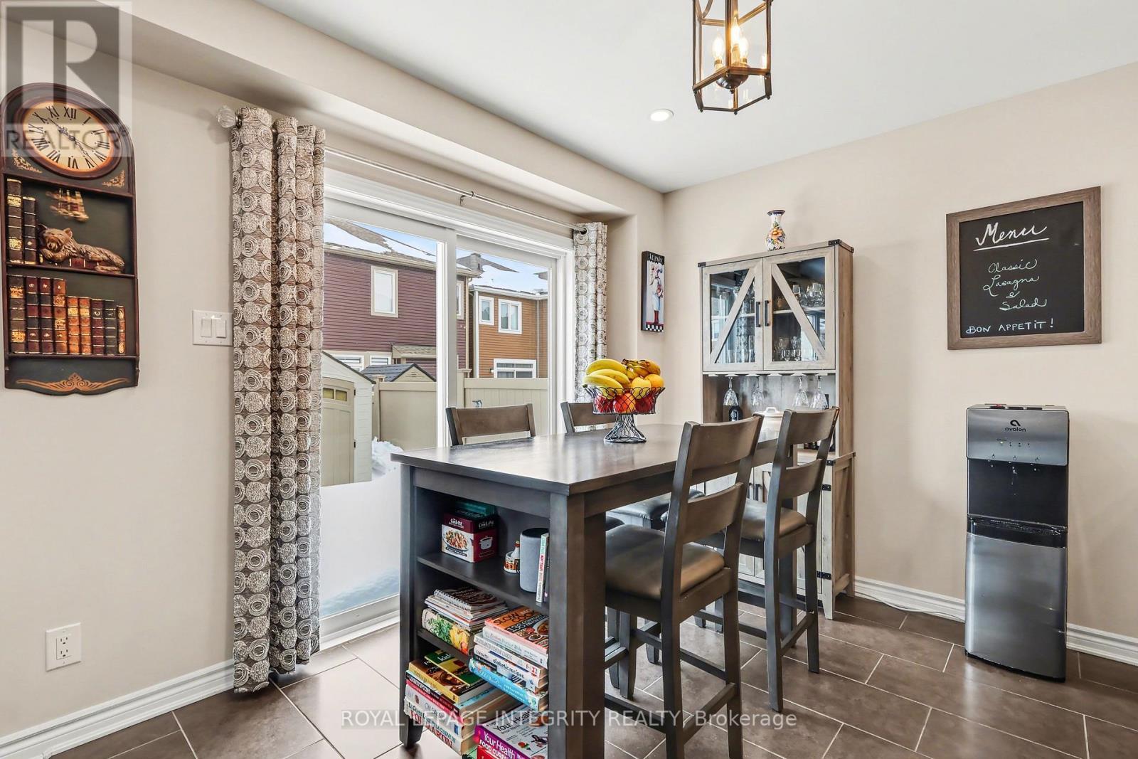 536 Arum Terrace, Ottawa, ON - Indoor Photo Showing Dining Room