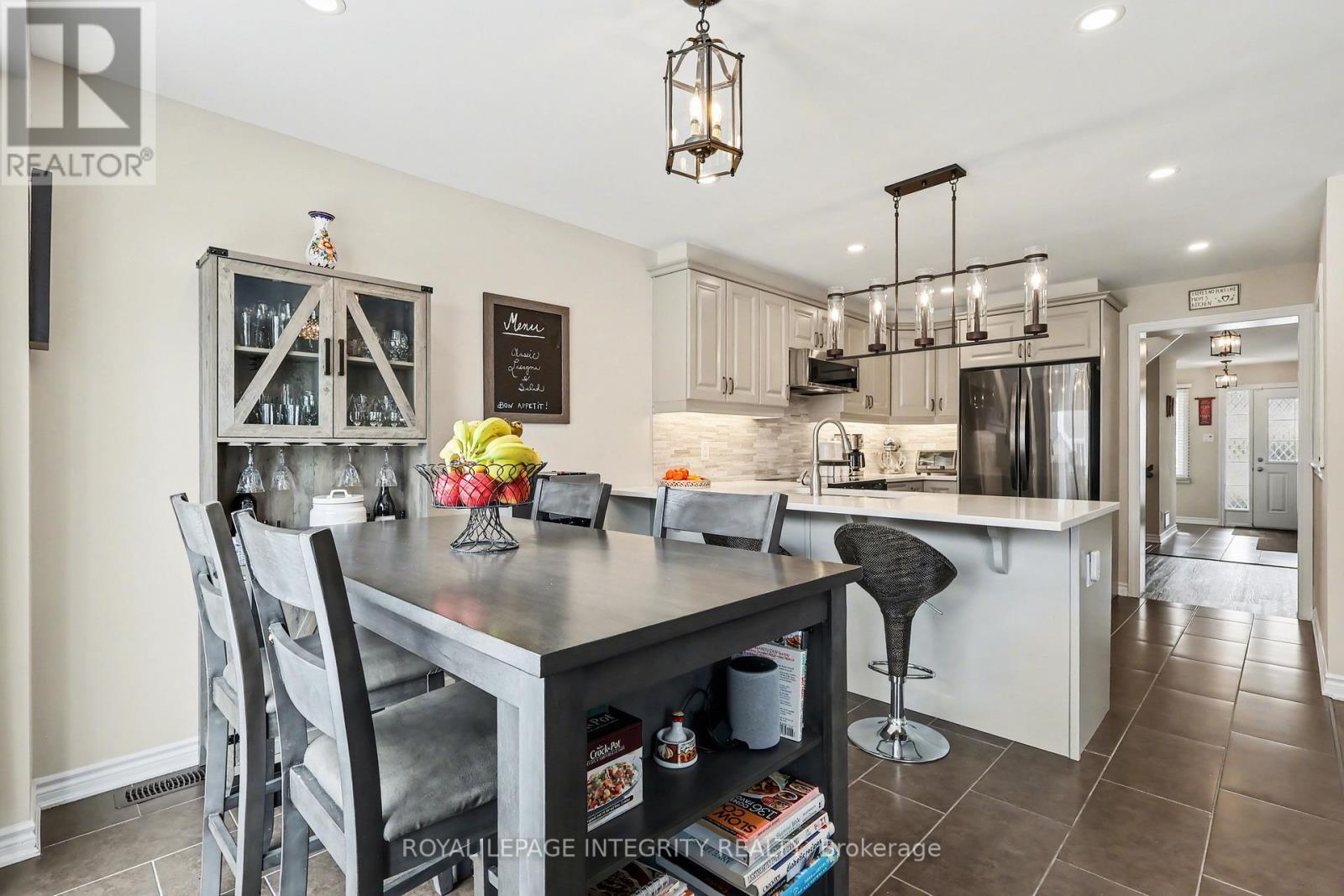 536 Arum Terrace, Ottawa, ON - Indoor