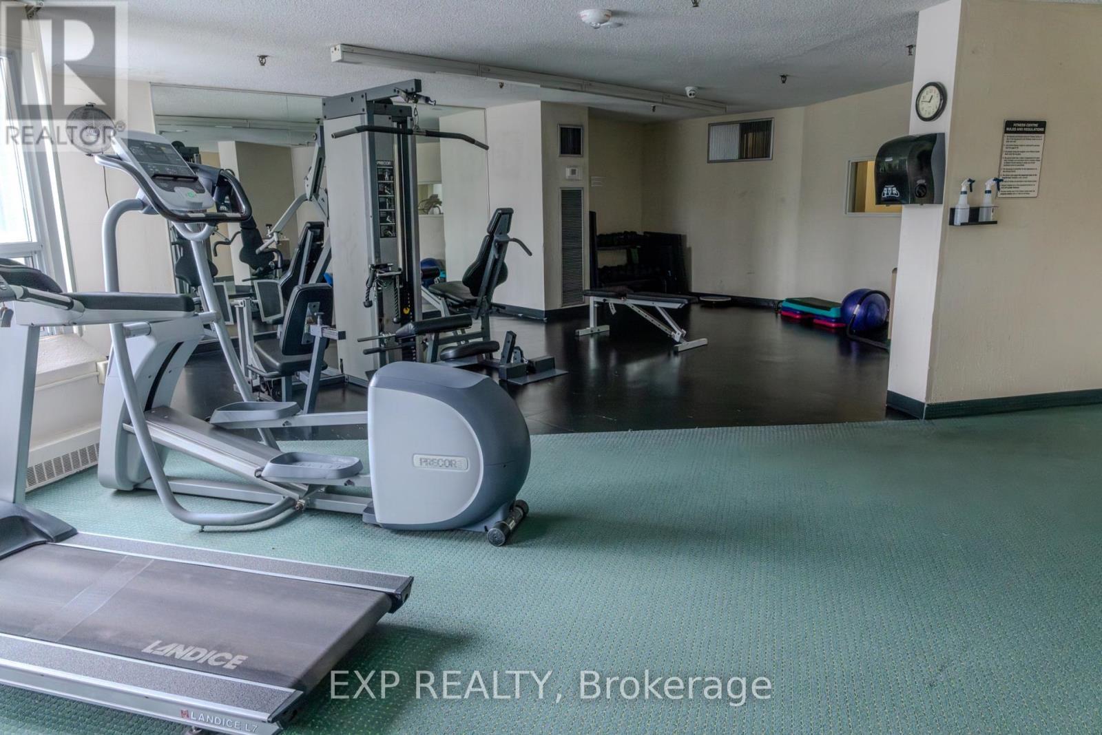 608 - 475 The West Mall, Toronto (Etobicoke West Mall), ON - Indoor Photo Showing Gym Room