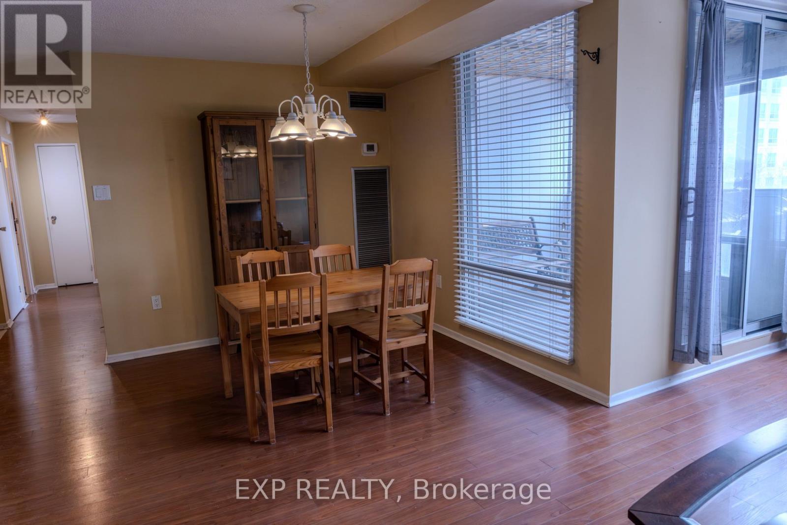 608 - 475 The West Mall, Toronto (Etobicoke West Mall), ON - Indoor Photo Showing Dining Room