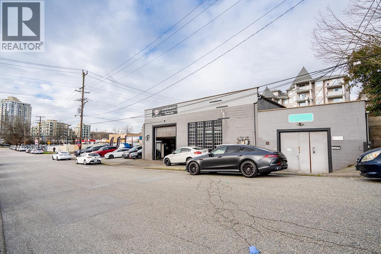 1037 Auckland Street, New Westminster, BC