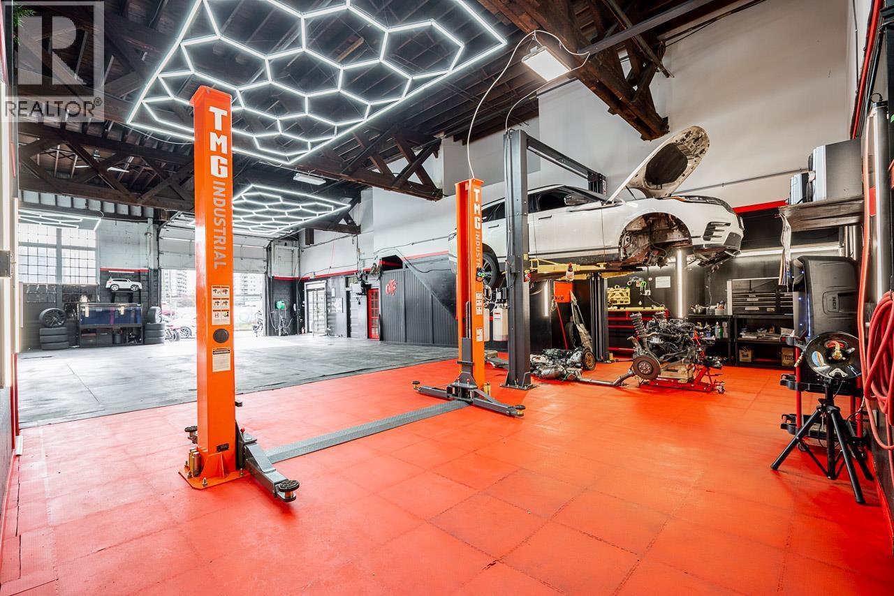 1037 Auckland Street, New Westminster, BC