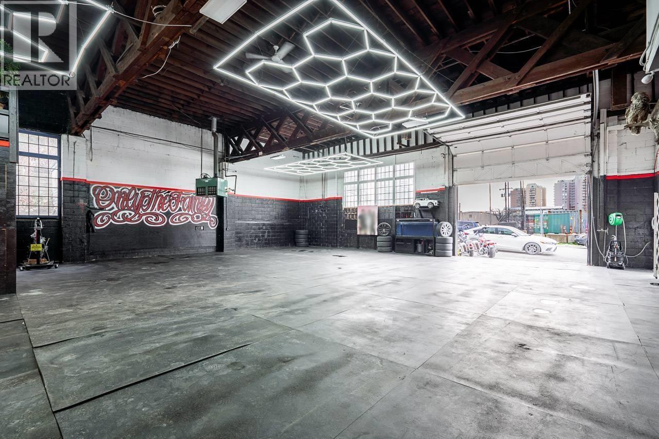 1037 Auckland Street, New Westminster, BC