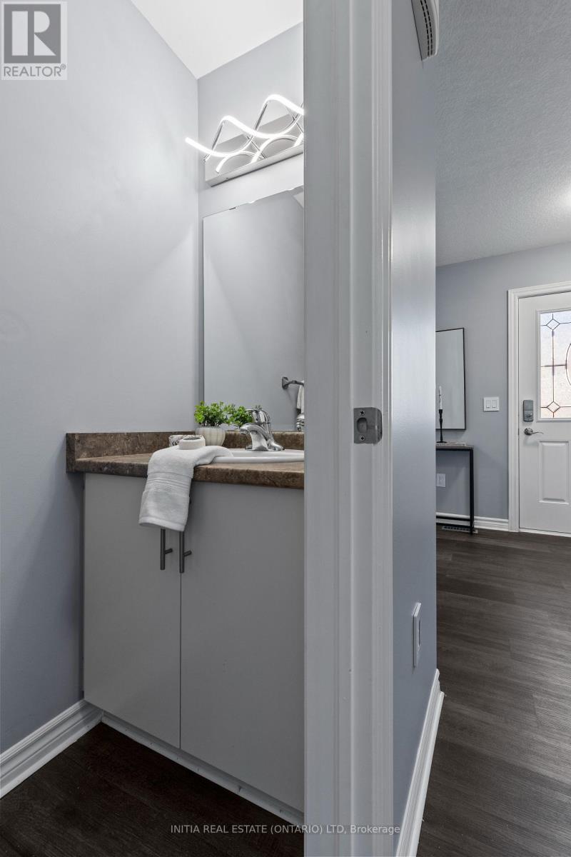 167 - 1010 Fanshawe Park Road E, London North (North C), ON - Indoor