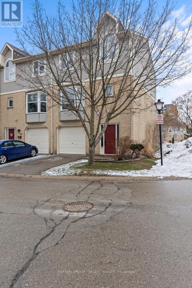 43 - 9 Ailsa Place, London South (South J), ON - Outdoor