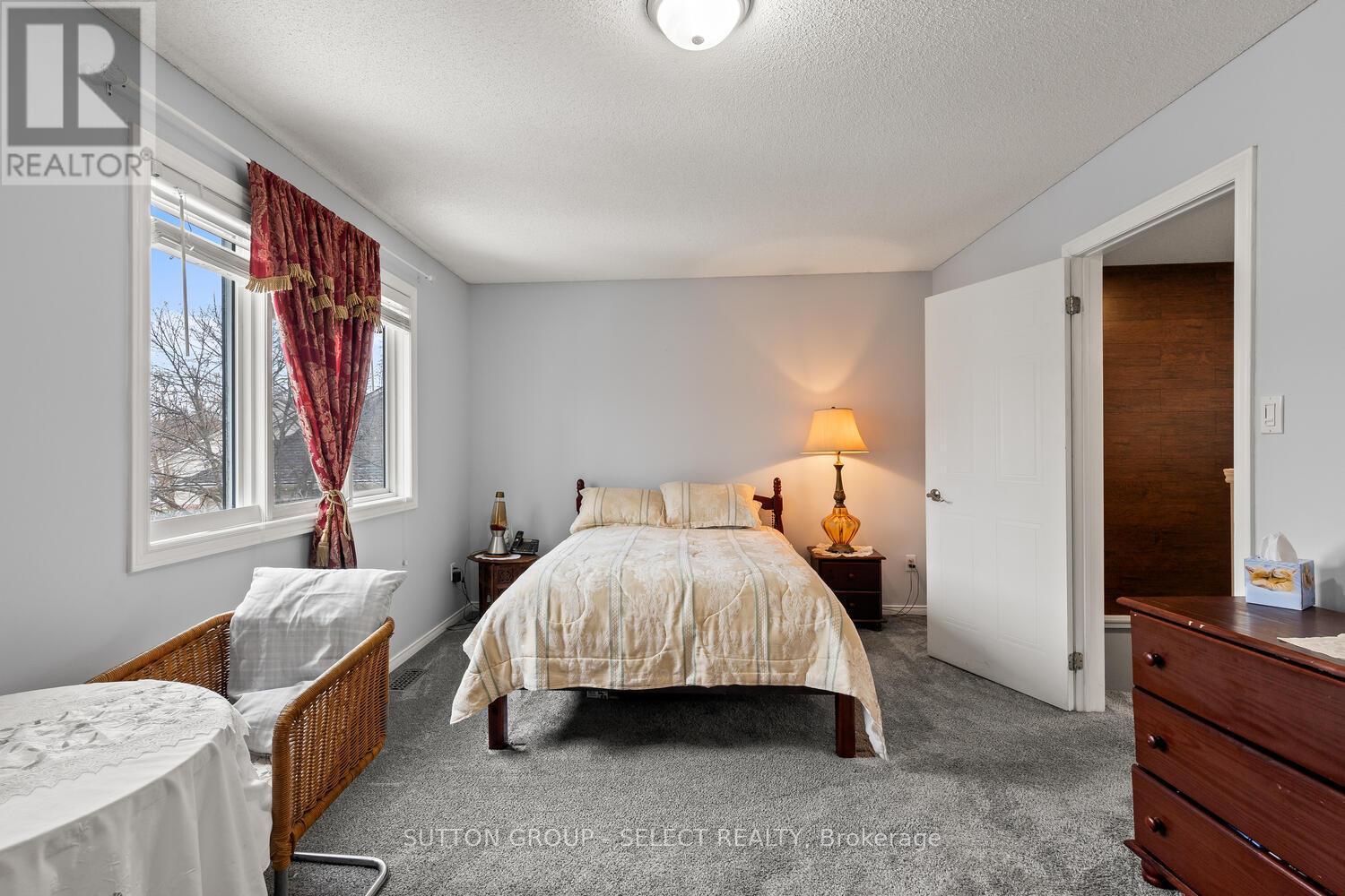 43 - 9 Ailsa Place, London South (South J), ON - Indoor Photo Showing Bedroom