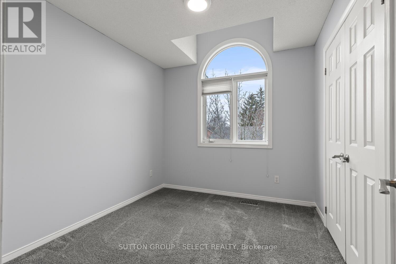 43 - 9 Ailsa Place, London South (South J), ON - Indoor Photo Showing Other Room